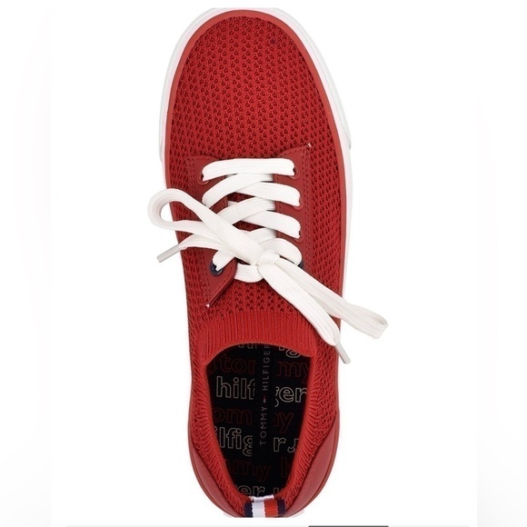 Women's Gessie Stretch Knit Sneakers runs big - Picture 3 of 5